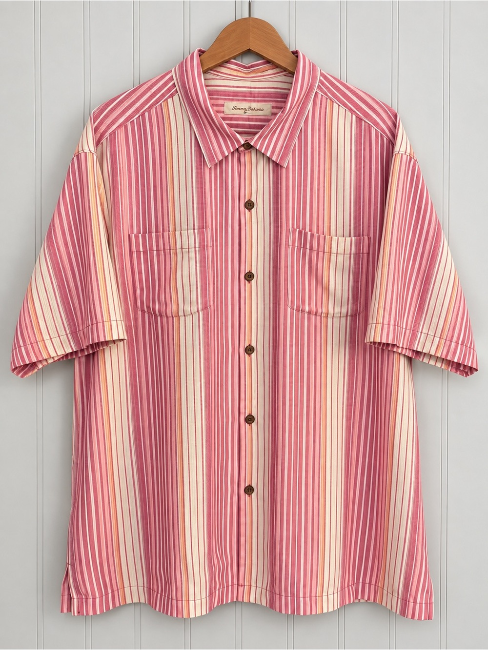 Tommy Bahama 100% Silk Men’s XL Pink Stripe Short Sleeve Button Up Shirt Casual